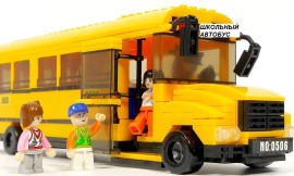 Школьный автобус на платной дороге